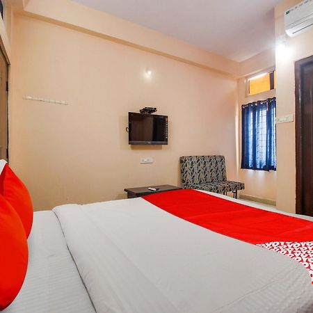 Hotel O R.J.International Pedda Ambarpet Exterior foto