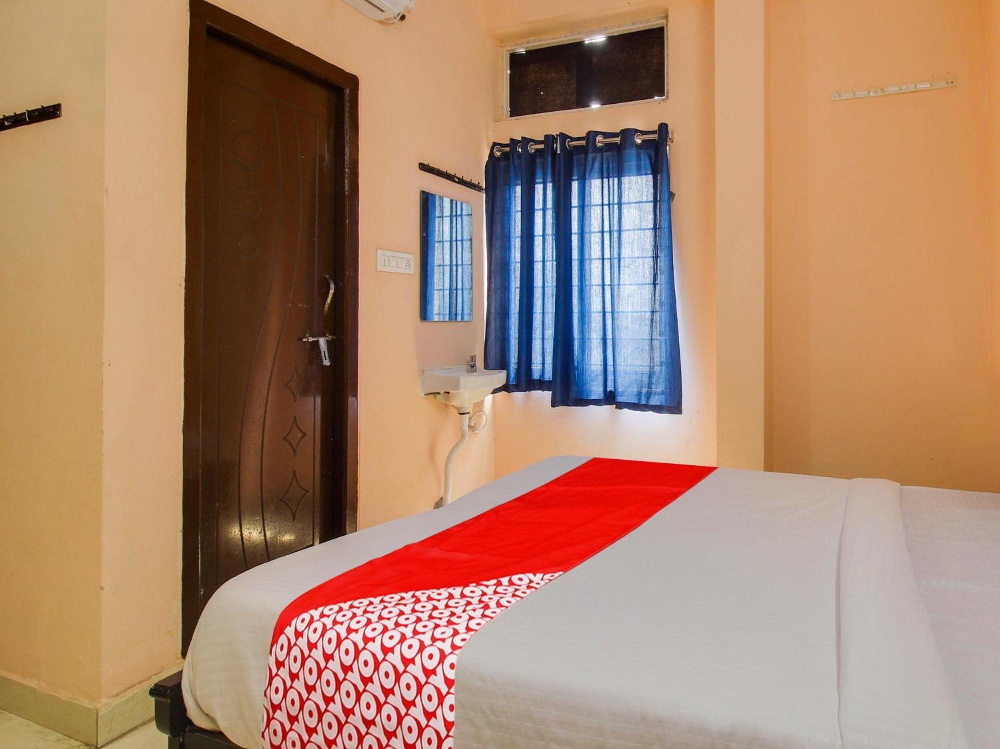 Hotel O R.J.International Pedda Ambarpet Exterior foto