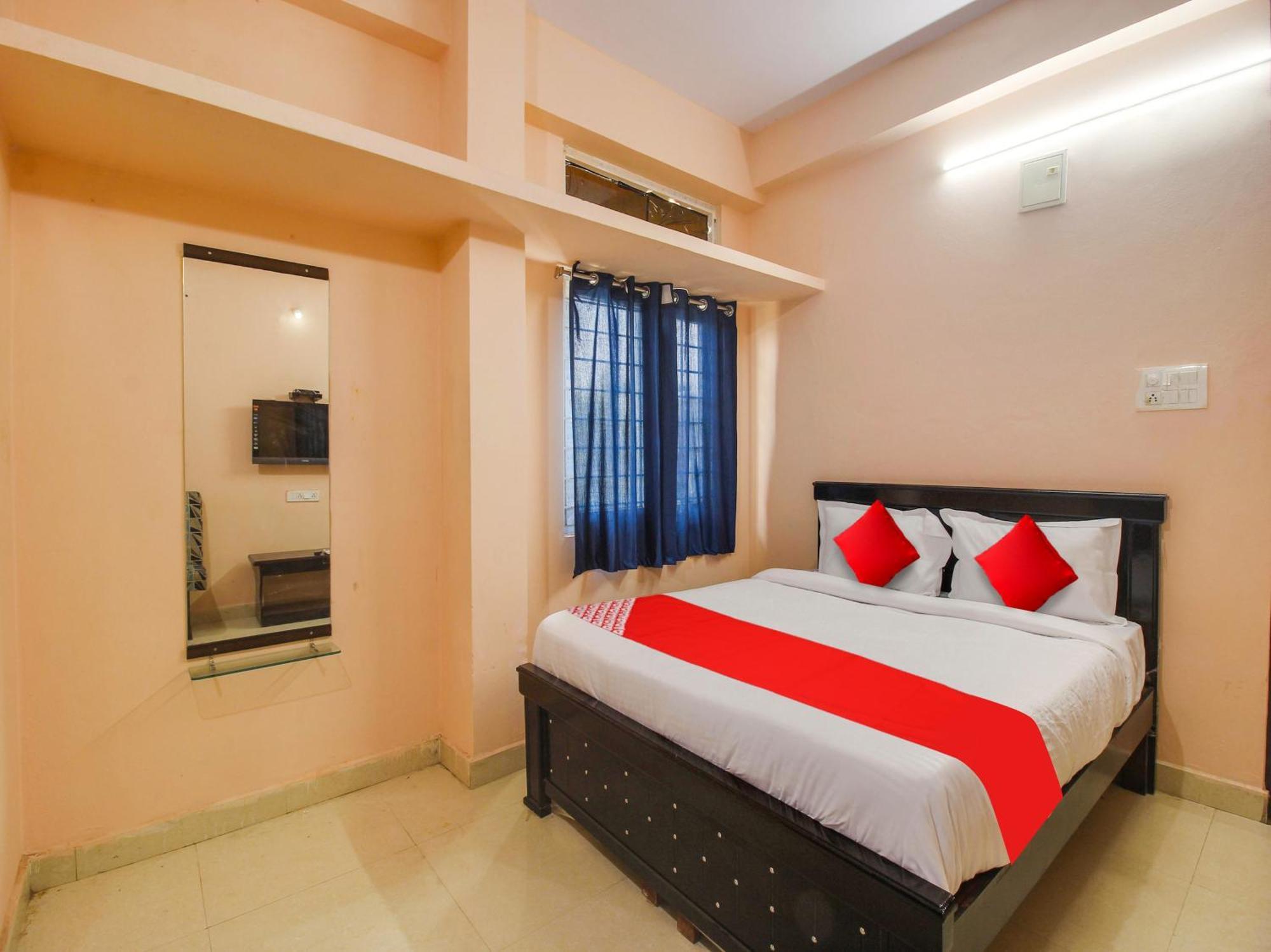 Hotel O R.J.International Pedda Ambarpet Exterior foto