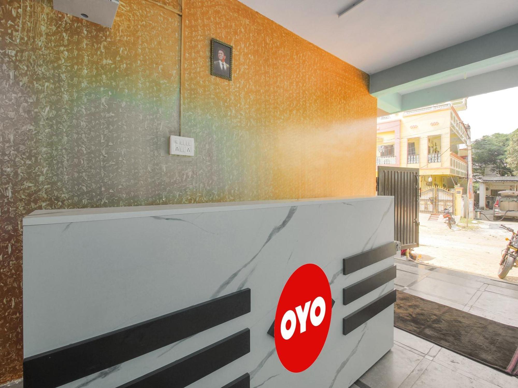 Hotel O R.J.International Pedda Ambarpet Exterior foto